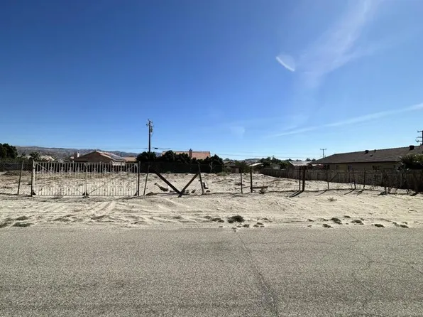 19394 Chuckwalla Trl, Desert Hot Springs, CA 92241