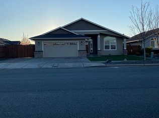 1692 George Tweed Blvd, Grants Pass, OR 97527