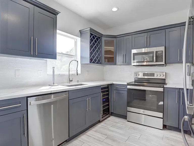 4018 Bluff Harbor Way — Photo 12
