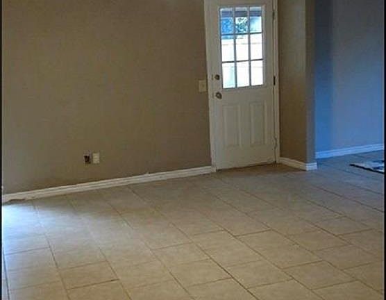 4th image of 207 La Jodepa St