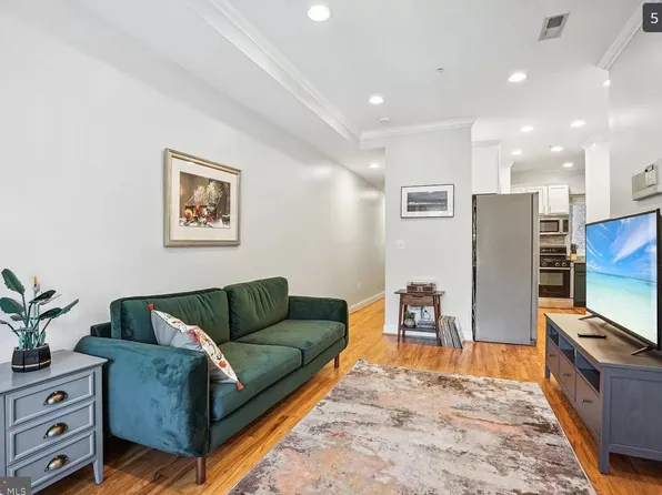 1827 1st St NW APT 2, Washington, DC 20001