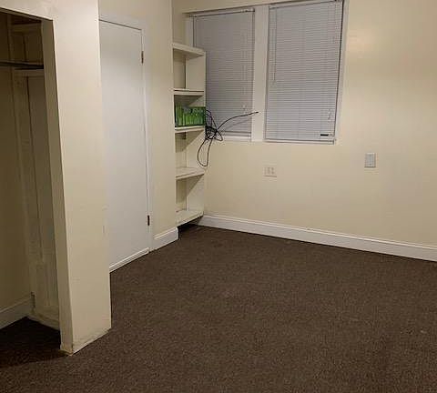 3rd image of 4427 N Ashland Ave