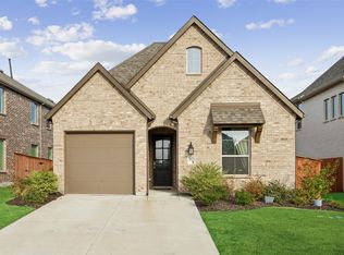 3921 Ford Dr, Forney, TX 75126