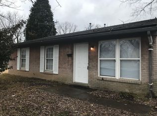 5206 Rangoon Way, Louisville, KY 40218