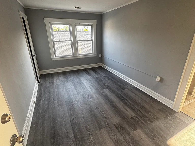 13 Poe Ave #3 — Photo 2