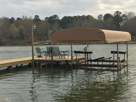 5th image of 328 W River Bend Dr