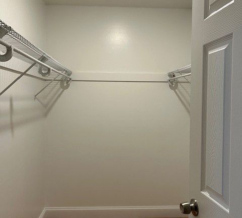 5th image of 74 Oaklawn Ave #75-321