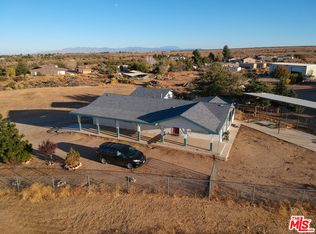 5937 Silveridge Rd, Phelan, CA 92371