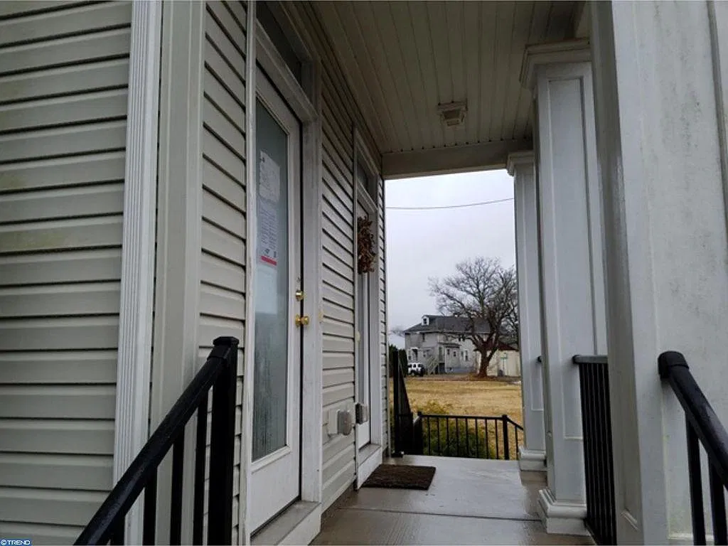 3 bed, 1544 sqft, $2,650 — Photo 2