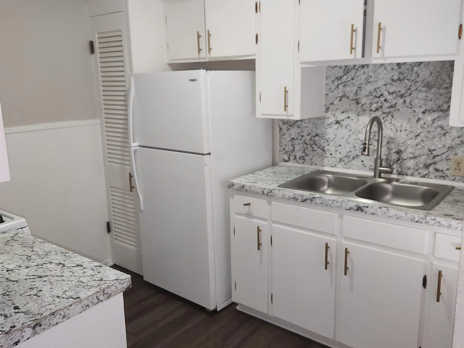 2 bed, 2.0 bath, 1118 sqft, $1,200 — Photo 3