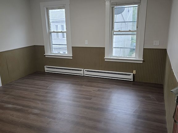 2nd image of 9 McMurray Ct #2