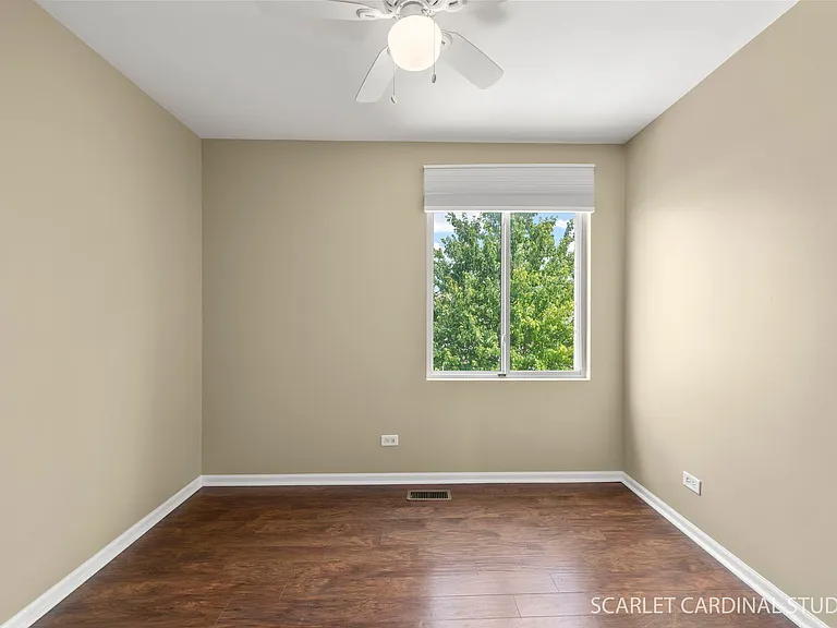 148 Presidential Blvd — Photo 12