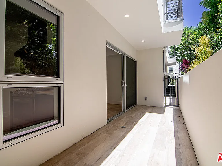 1236 N Fairfax Ave #2 — Photo 9