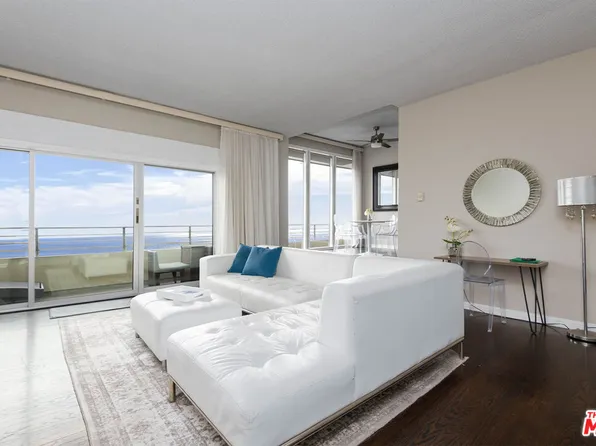18065 Coastline Dr APT 1, Malibu, CA 90265