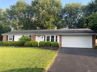 6215 Possum Run Rd, Bellbrook, OH 45305