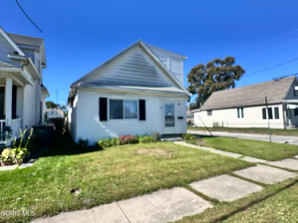 177 Bacon St, Rossford, OH 43460