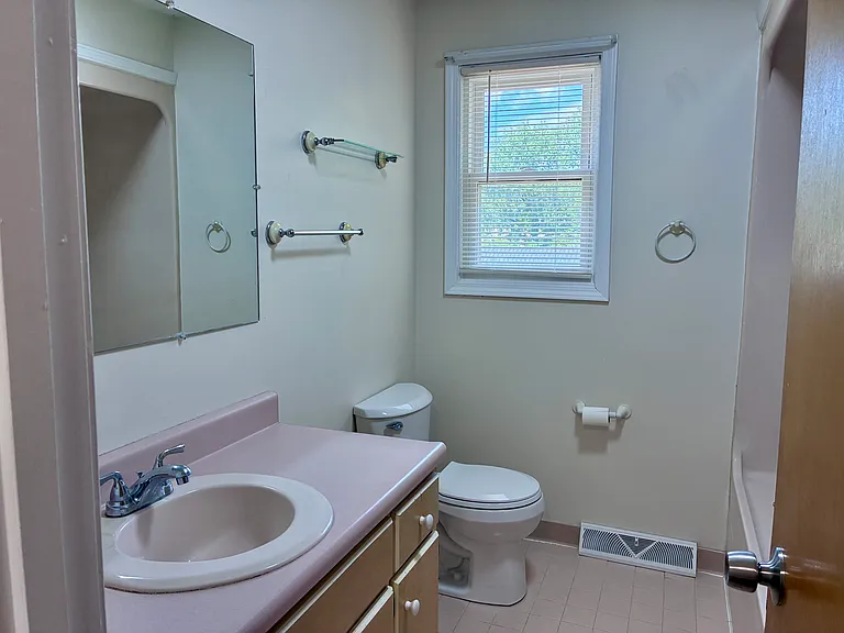 306 Atcher St #4 — Photo 7