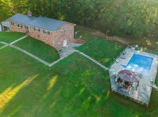 910 Masons Mill Rd, Evington, VA 24550