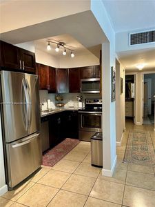 7953 SW 104th St APT 208-D, Miami, FL, 33156