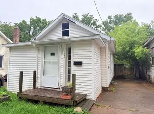 321 Denver St, Lansing, MI 48910