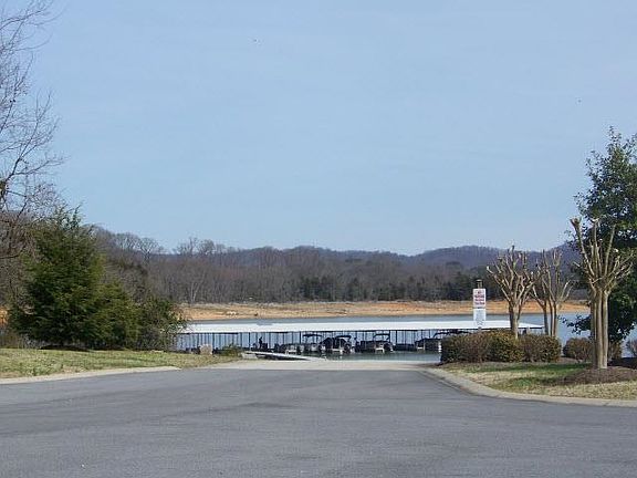 5th image of 6026 Paradise Dr