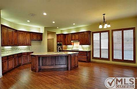 2nd image of 10093 Stancil Ln