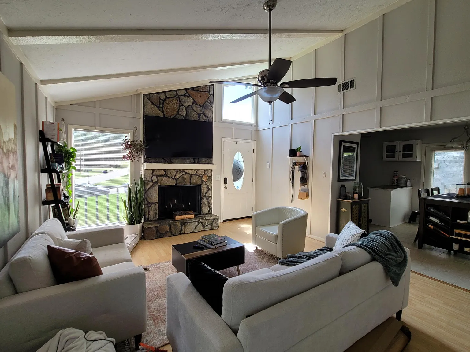 3 bed, 1144 sqft, $1,650 — Photo 3