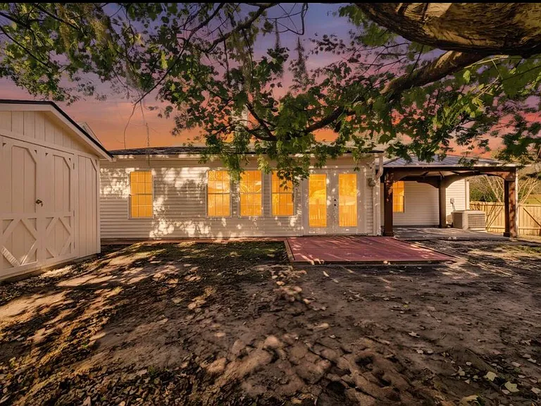 7186 Windmill Creek Rd — Photo 45