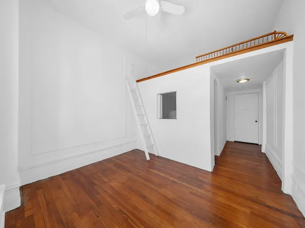 140 West 69th Street image 3 of 6