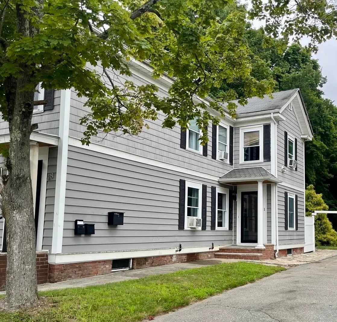 3 bed, 1200 sqft, $3,550 — Photo 1