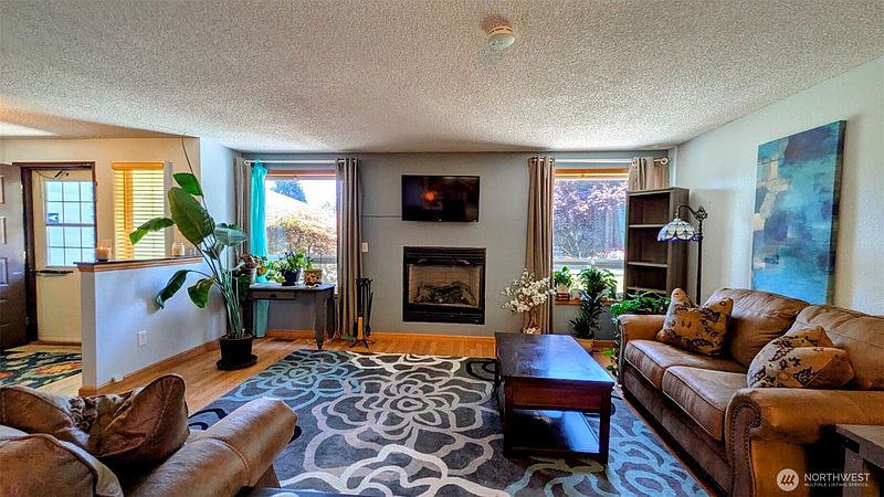 2nd image of 14611 Meadows Court E