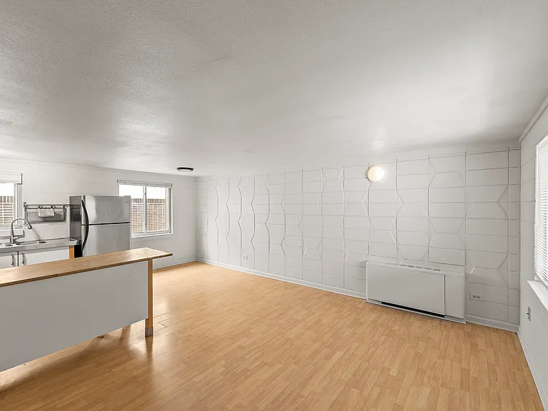 2860 W 32nd Ave — Photo 33