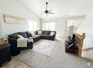 467 S 2550th St W APT 3, Springville, UT 84663