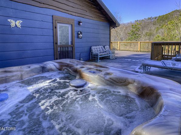 3049 Patty View Way, Sevierville, TN 37862