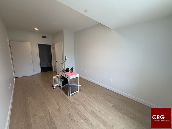 4th image of 55-56 Brighton Ave #U415