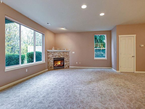 3rd image of 13910 NE 23rd Ave