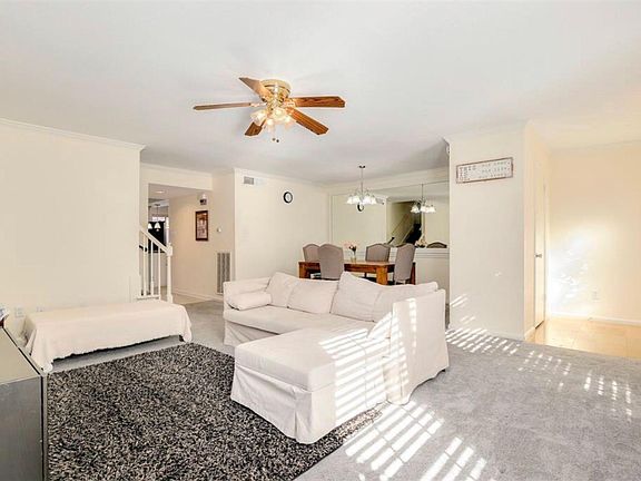 4th image of 6422 Olympia Dr #S125