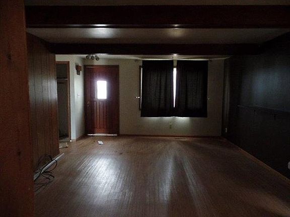 2nd image of 608 Lincoln Ave