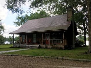 18418 Lake Ridge Dr, Saucier, MS 39574