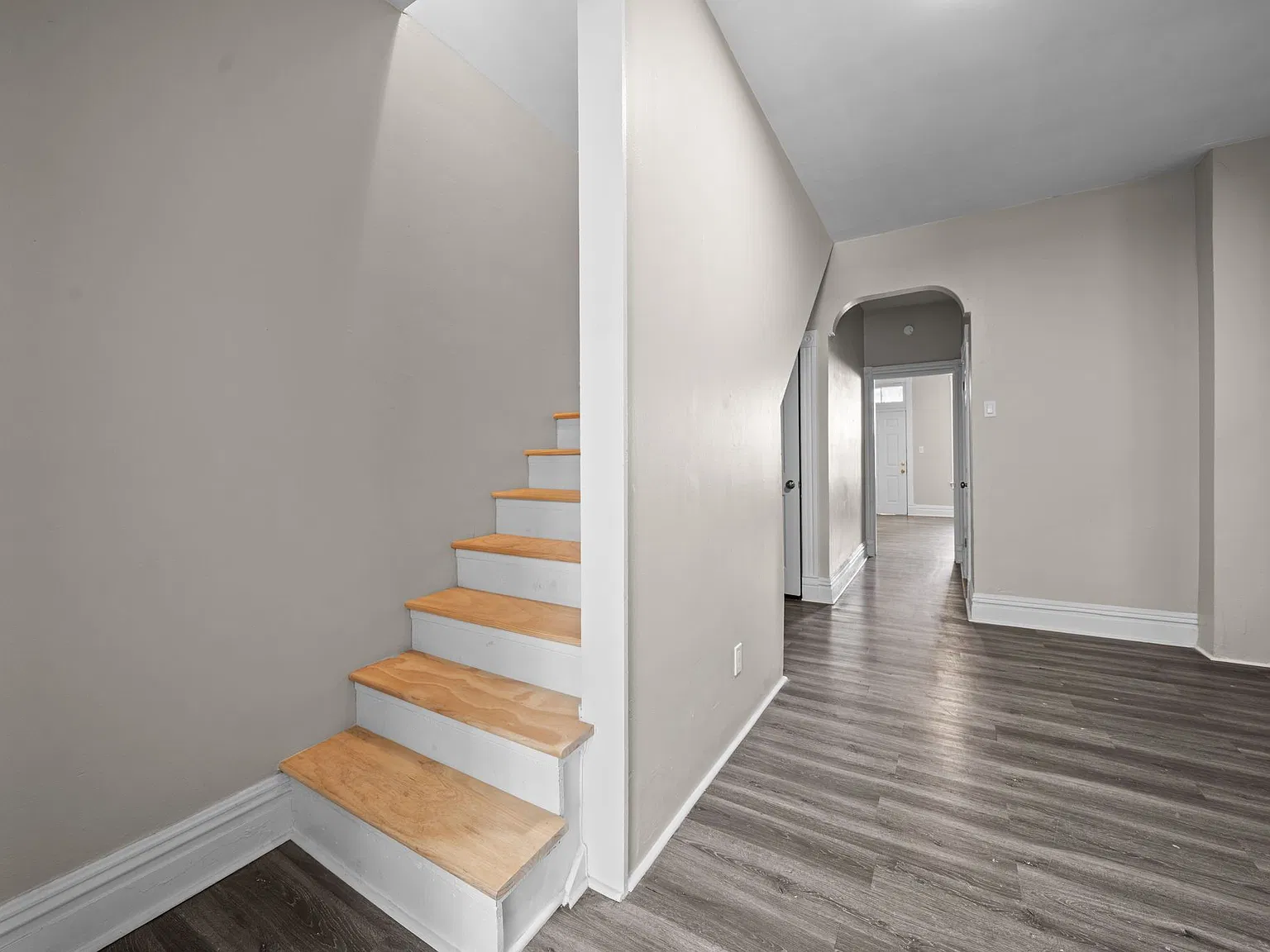 2 bed, 2.0 bath, 1800 sqft, $1,550 — Photo 1