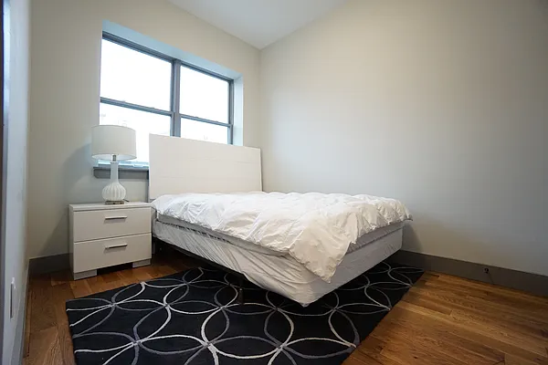 Rented by Rennit Inc. | media 8