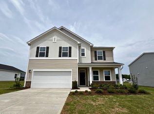 122 Cremello Dr, King, NC 27021
