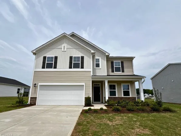 122 Cremello Dr, King, NC 27021