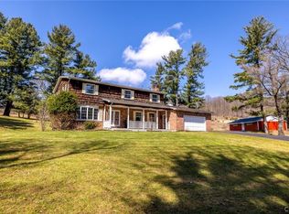 101 Curtain Rd, Tully, NY 13159