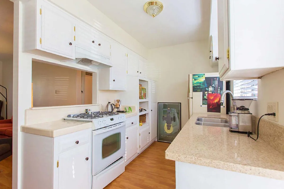 Building Photo - 211 E Fairview Ave #4