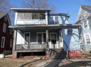 256 N Seminary St, Galesburg, IL 61401
