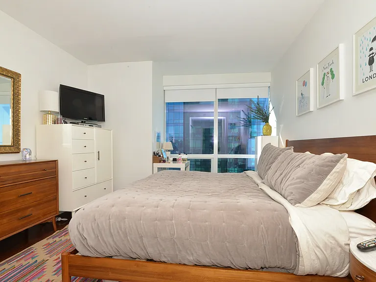 77 Hudson St #3011 — Photo 13