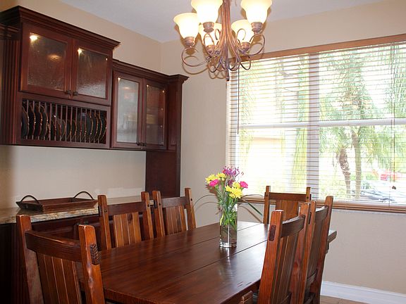 3rd image of 1010 Thistle Creek Ct