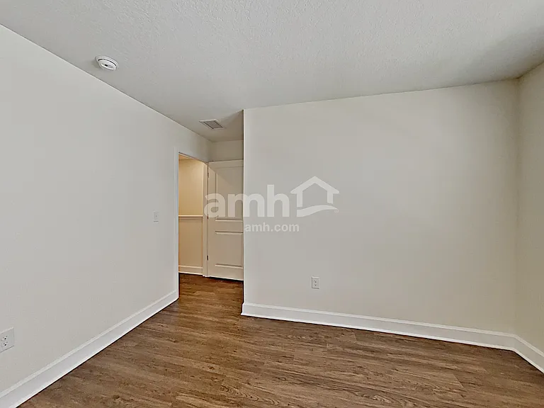 510 Pine Terrace Dr — Photo 16