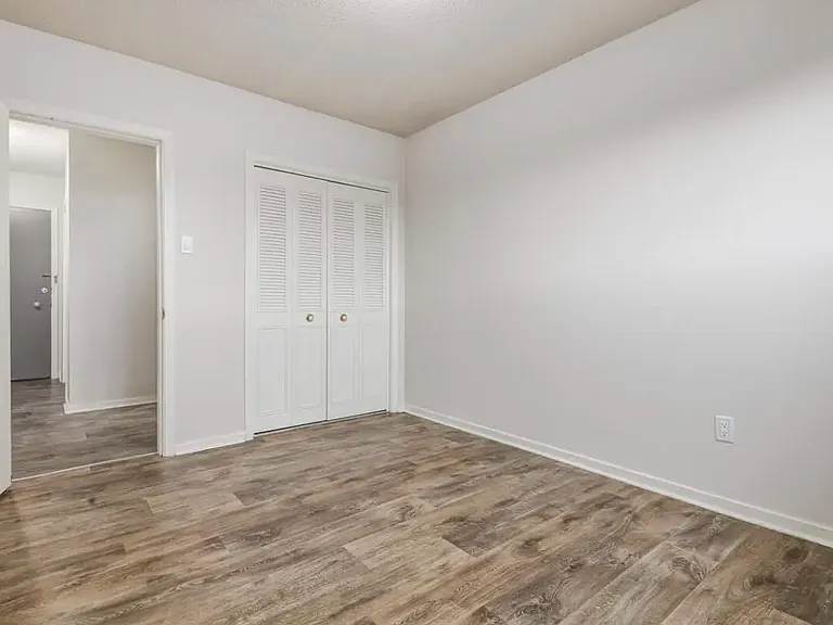 30 Spence St #25 — Photo 8